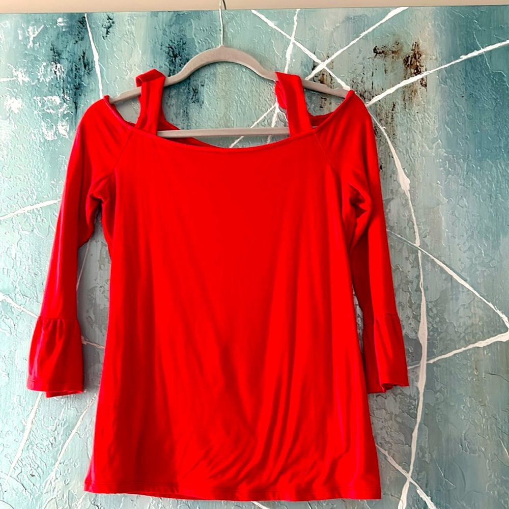 INC International Concepts cold shouldered top